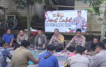Jumat Curhat di Kuripan Utara, Polres Lombok Barat Beri Dukungan Penuh untuk Ketahanan Pangan dan Kamtibmas Kondusif