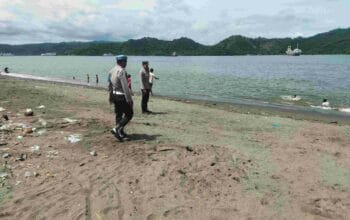 Pantai Cemara Dijaga Ketat, Patroli Intensif Polisi Amankan Wisatawan