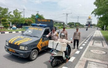 Patroli Intensif Polsek Gerung Amankan Malam Tahun Baru 2025