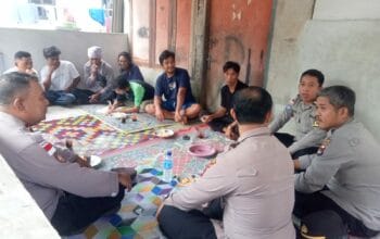 Polres Lombok Barat dan Warga Sekotong Bersinergi Lewat Program Jumat Curhat