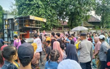 Aman dan Lancar! Nyongkolan di Desa Babussalam Lombok Barat Dikawal Ketat Polisi