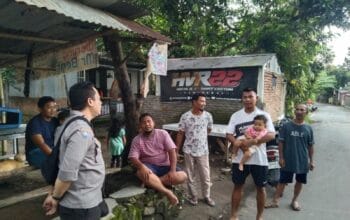 Bhabinkamtibmas Batu Layar Barat Gencar Sambang Desa, Edukasi Warga Soal Kamtibmas dan Anti Narkoba