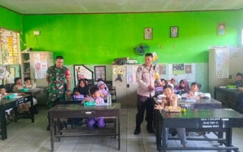Bhabinkamtibmas Gerung Blusukan ke Desa, Sosialisasi Ketahanan Pangan