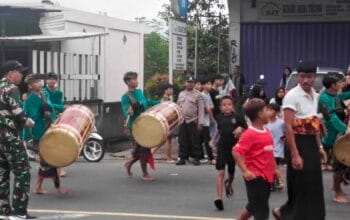 Kawal Ketat Nyongkolan, Polsek Gerung Jaga Tradisi Lombok Tetap Aman