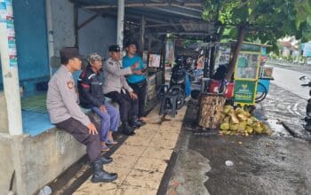 Patroli KRYD Polsek Kediri Dialogis Jaga Kamtibmas, Warga Diajak Waspada Hoax