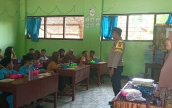 Polsek Kediri Kawal Program Makanan Bergizi Gratis di SDN 2 Ombe