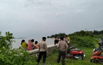 Patroli Ngabuburit, Polisi Cegah Balap Liar di Sekotong