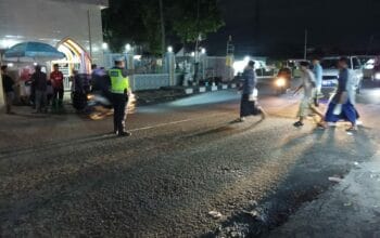 Polsek Kediri Amankan Sholat Tarawih, Jamaah Merasa Nyaman Beribadah