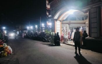 Polsek Labuapi Amankan Sholat Tarawih, Jamaah Lebih Tenang