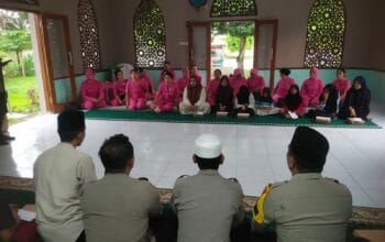Ramadhan Berkah, Polsek Labuapi Salurkan Santunan Anak Yatim