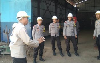 Patroli Dialogis Polsek Lembar: Upaya Polri Ciptakan Kondusifitas Menjelang May Day