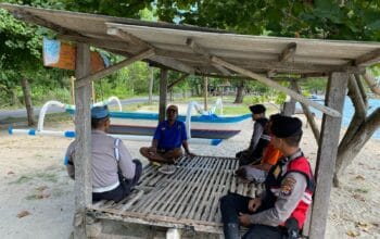 Keamanan Wisata Terjaga, Polsek Sekotong Sukses Laksanakan KRYD di Pantai Arjuna