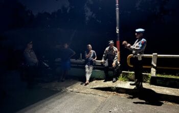 Tingkatkan Keamanan Perbatasan, Polsek Kediri Intensifkan Patroli Blue Light Dini Hari