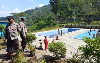Patroli Intensif Polsek Kuripan Amankan Wisatawan Lebaran Topat