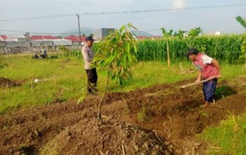 Polsek Labuapi Dukung Program Ketahanan Pangan Melalui Bhabinkamtibmas