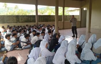 Sosialisasi Kepolisian Lindungi Generasi Muda dari Kenakalan