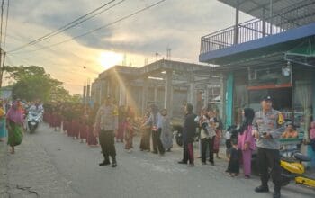 Polri Jamin Keamanan Tradisi Nyongkolan di Lembar: Sinergi TNI-Polri Ciptakan Kondusifitas