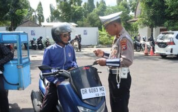 Keselamatan Lalu Lintas Diperkuat, Polres Lombok Barat Gelar Operasi Patuh Rinjani 2025