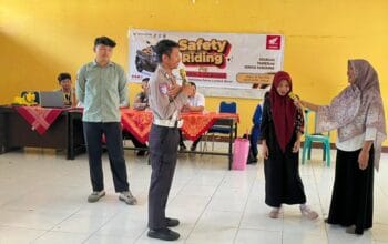 SMKN 2 Gerung Jadi Lokasi Edukasi Safety Riding Satlantas Lombok Barat