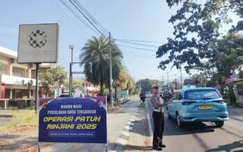 Operasi Patuh Rinjani 2025: Polres Lombok Barat Tindak Tegas Pelanggar di Meninting