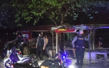 Cegah Kriminalitas, Tim Presisi Polres Lombok Barat Gelar Patroli di Lelede
