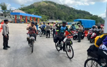 Tingkatkan Kamtibmas, Polsek Lembar Aktifkan Patroli di Atas Kapal Penyeberangan