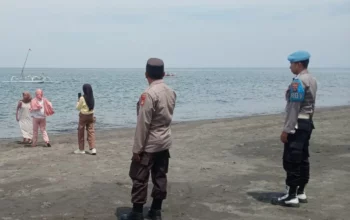 Antisipasi 3C, Polsek Lembar Gencarkan Patroli Wisata Pantai Cemare